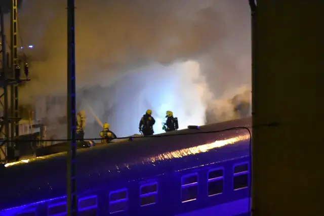 1737139416 temp LiFgjp cimlap full4x