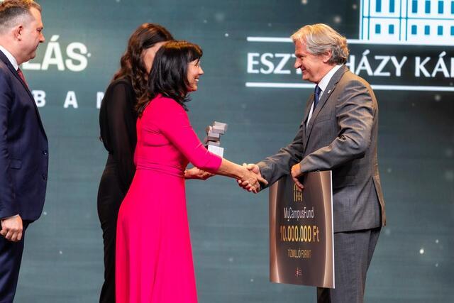 7004caf038f0baf3521189e092a03e92139818f4