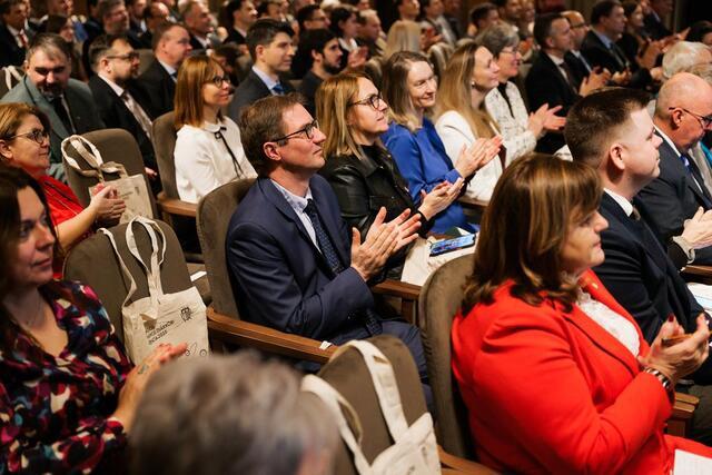 d60d492a16c96e2110af74cafe0f42bcfc2fded0