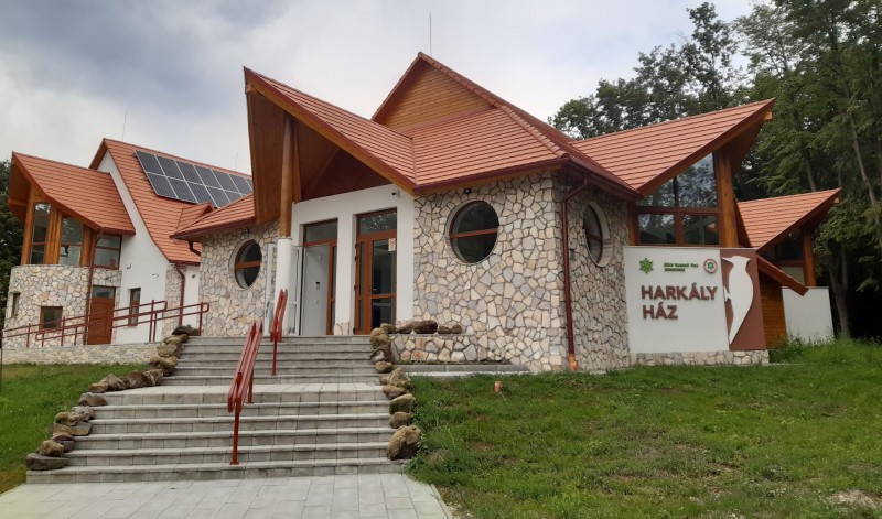 harkály-ház-bnpi-hu