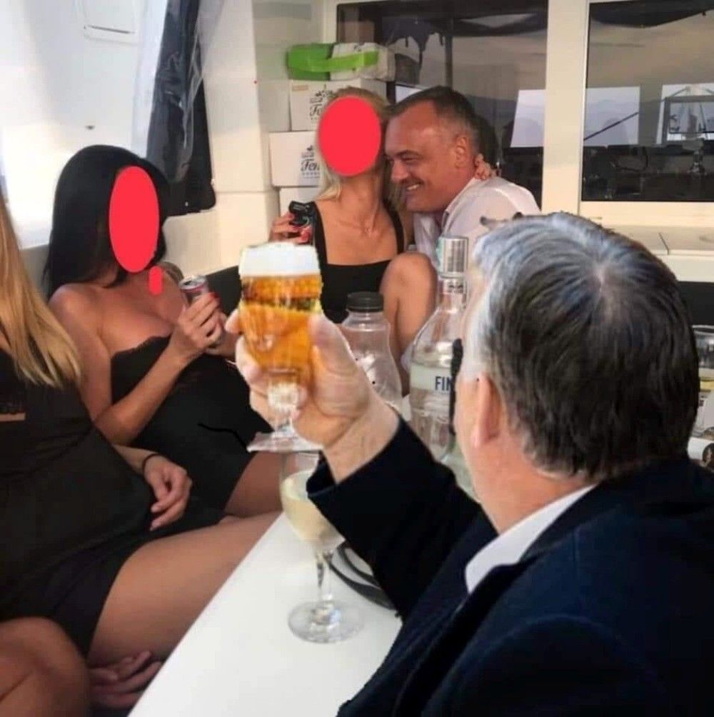 mém16