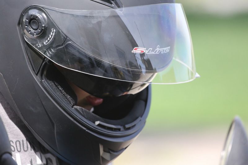helm-4612903_1280