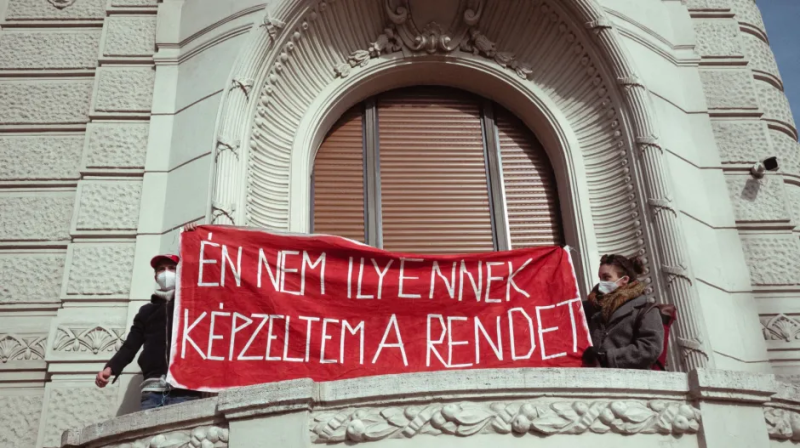 lakhatas