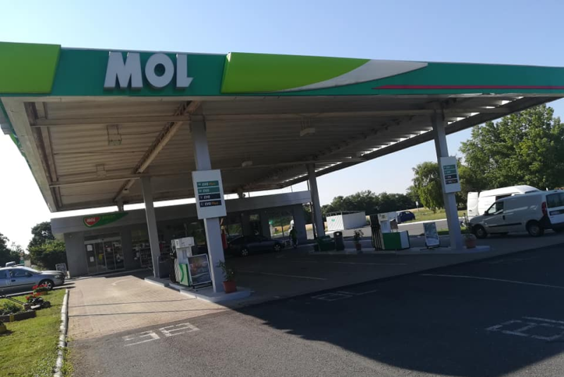 mol-- facebook-Mol Töltőállomás Sajtoskál