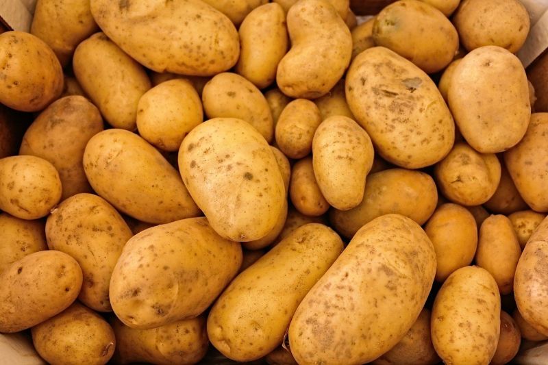 potatoes-411975_1280
