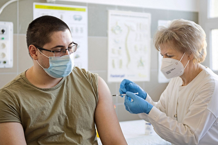 03o-ujoltas-uj-mtibalazs-attila-color-a