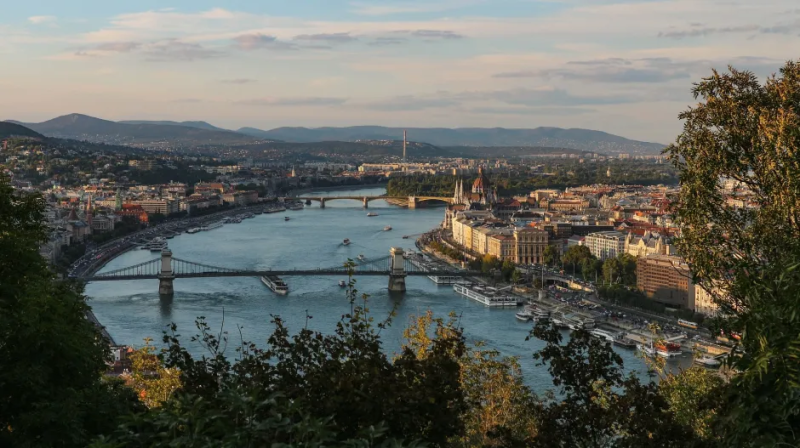 budapest-pixabay