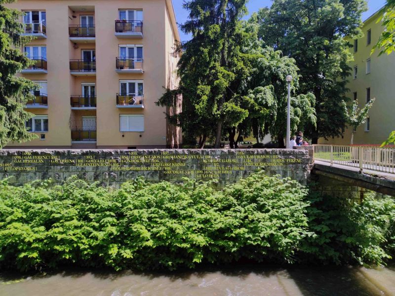 vilaghaborusemlekhelylatvanyterv-1 (2)