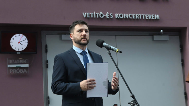 Papp Dániel-mti-bruzák-noémi