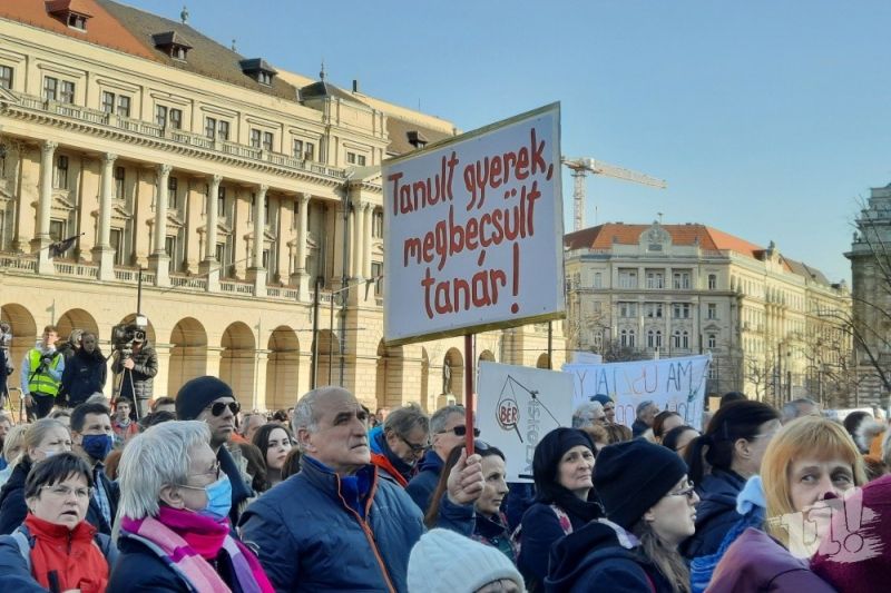 pedagógussztrájk zoárd2