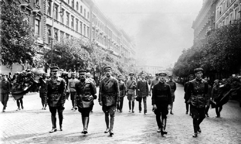 lenin fiuk mult-kor PONT hu