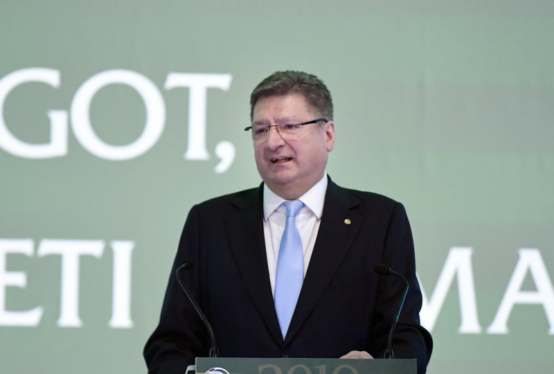 parragh-lászló-mti-koszticsák-szilárd